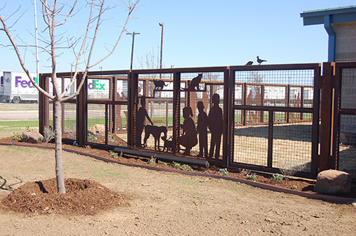 Sculptural steel fence at the Chuck Silcox Animal Care & Control Center